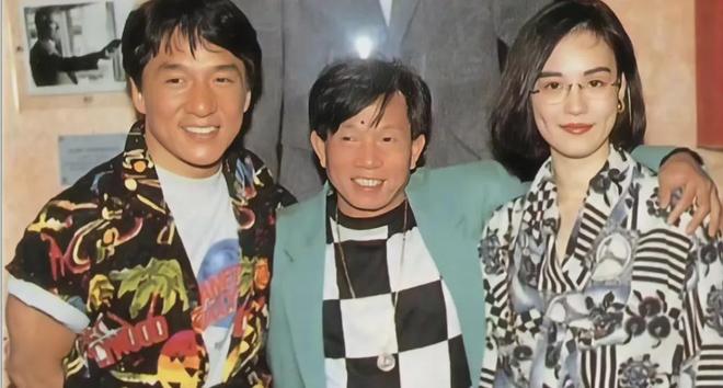 《醉拳2》抢功加导演名二人旧怨被扒EVO视讯资深艺人翁静晶炮轰成龙!(图6) 《醉拳2》抢功加导演名二人旧怨被扒EVO视讯资深艺人翁静晶炮轰成龙!(图6)